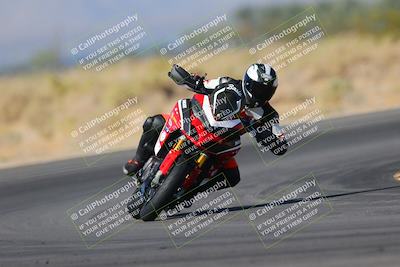 media/Nov-06-2023-Moto Forza (Mon) [[ce023d0744]]/3-Intermediate Group/Session 3 (Turn 16)/
